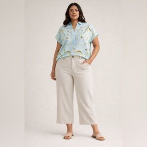 LOFT Cream Wide Leg Cropped Jeans